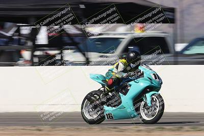 media/Oct-05-2025-CVMA (Sun) [[beeef4f201]]/Race 2-Supersport Middleweight/